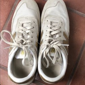 Women’s New Balance J Crew 620 sneakers gold salt